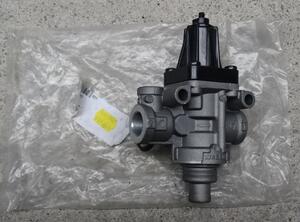 Pressure Limiting Valve for Mercedes-Benz SK Wabco 9753034747 A0024311506 A0024314606 Druckregler