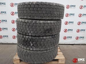 Tire for Mercedes-Benz Actros