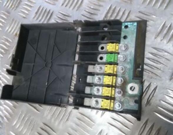 Fuse Box FORD FIESTA V (JH_, JD_)