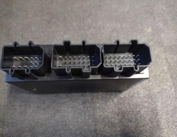 Central Locking System Control Unit VW Passat (3B3)