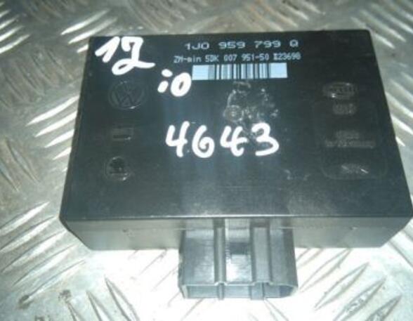 Control unit for central locking system VW GOLF IV (1J1)