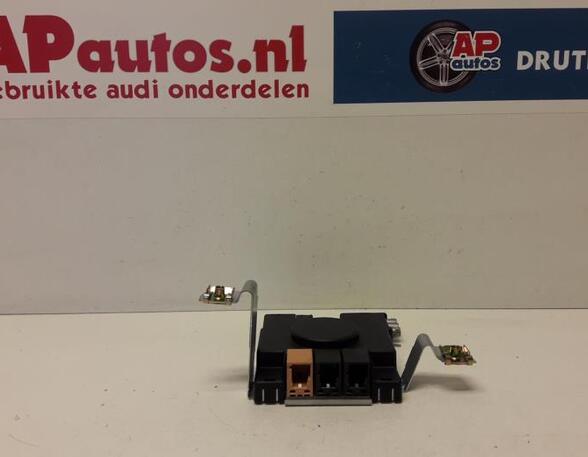 Antenne AUDI A3 (8P1), AUDI A3 Sportback (8PA)