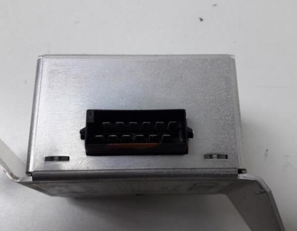 Audio Amplifier AUDI A2 (8Z0)