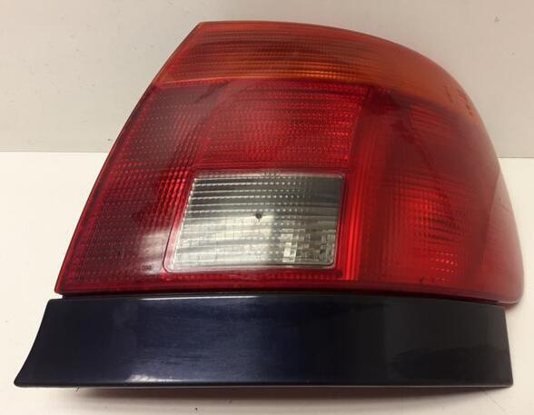 Combination Rearlight AUDI A4 (8D2, B5)