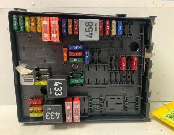 Fuse Box AUDI A3 (8P1), AUDI A3 Sportback (8PA)