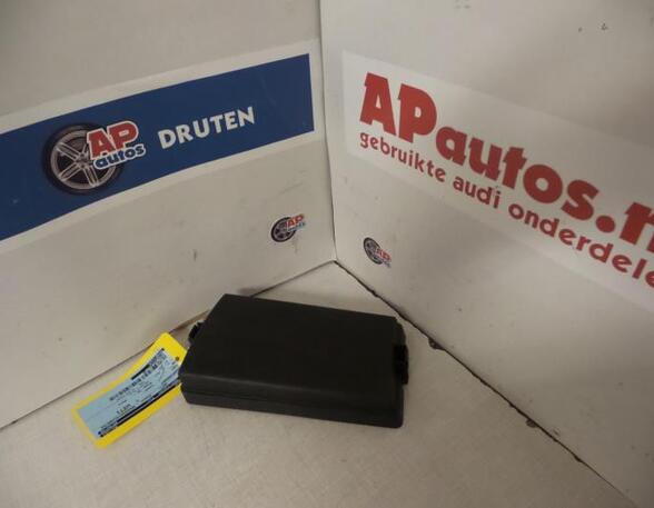 Fuse Box AUDI A3 Limousine (8VS, 8VM)