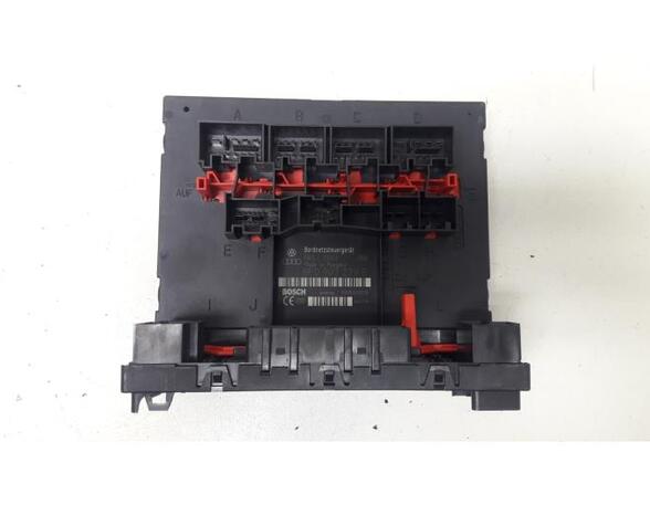 Fuse Box AUDI A3 (8P1), AUDI A3 Sportback (8PA)