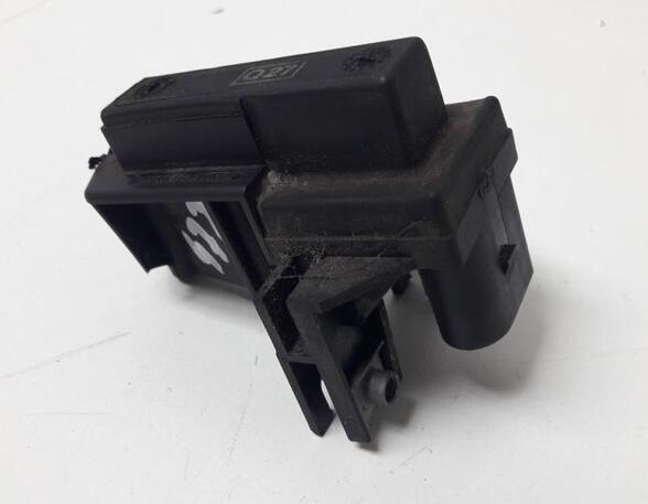 Sensor Audi A4 8E, B6 8K0919145A P11668659