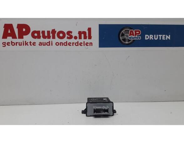 Control unit for lighting AUDI A4 (8K2, B8)