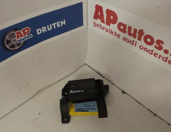 Regeleenheid park distance control AUDI A4 (8K2, B8)