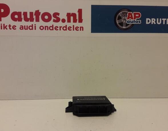 Regeleenheid park distance control AUDI A4 Avant (8E5, B6), AUDI A4 Avant (8ED, B7)