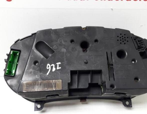 Drehzahlmesser Audi A3 8L 8L0919860E P1020113