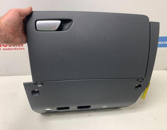 Glove Compartment (Glovebox) AUDI A3 Sportback (8VA, 8VF)