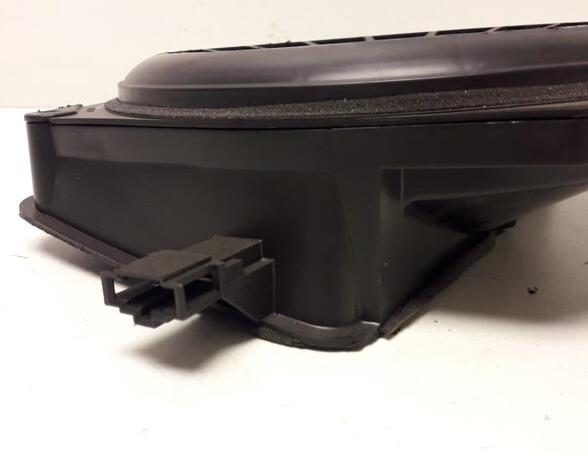 Loudspeaker AUDI A4 (8EC, B7)