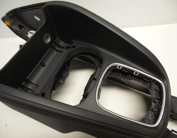 Center Console AUDI A1 Sportback (8XA, 8XF), AUDI A1 (8X1, 8XK)