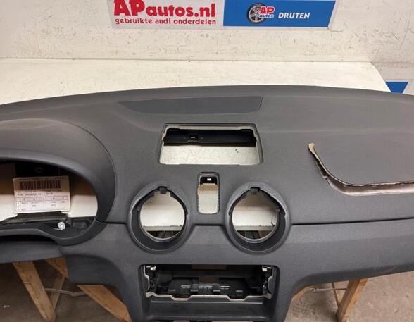 Dashboard AUDI A1 (8X1, 8XK), AUDI A1 Sportback (8XA, 8XF)