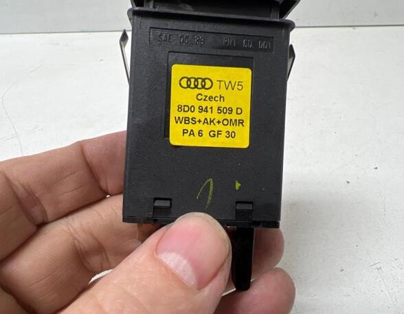 Schakelaar voor Alarmlicht AUDI A4 (8D2, B5)