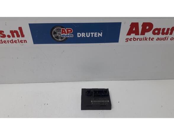 Control unit for door drawing support AUDI A3 (8P1), AUDI A3 Sportback (8PA)