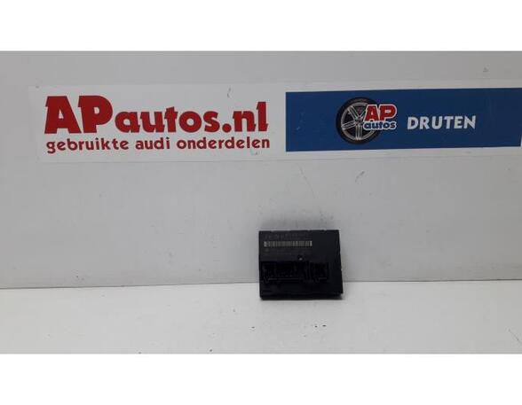 Control unit for door drawing support AUDI A3 (8P1), AUDI A3 Sportback (8PA)