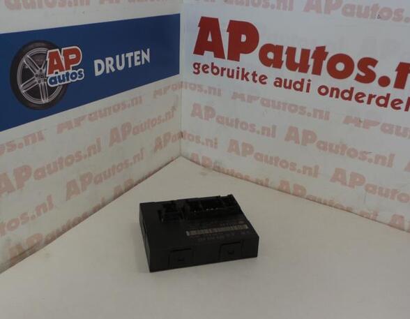 Control unit for door drawing support AUDI A3 (8P1), AUDI A3 Sportback (8PA)