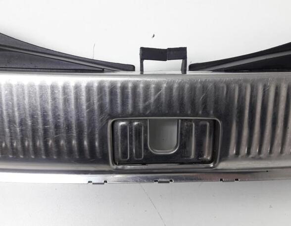 Interior Tailgate Trim Panel AUDI Q7 (4LB)