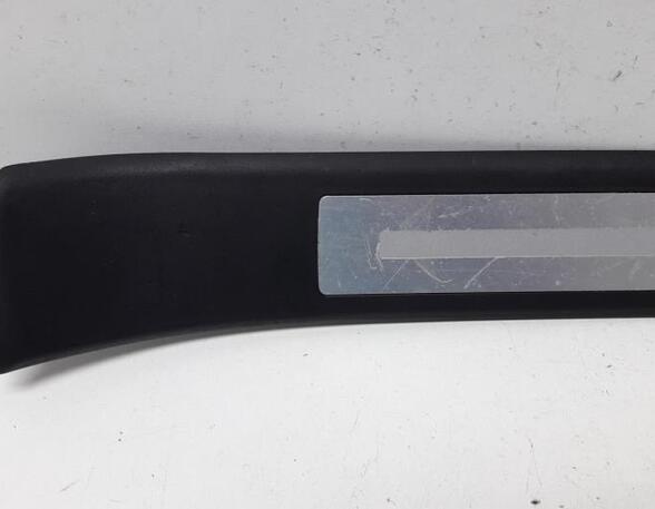 Trim Strip Bumper AUDI A4 (8EC, B7)