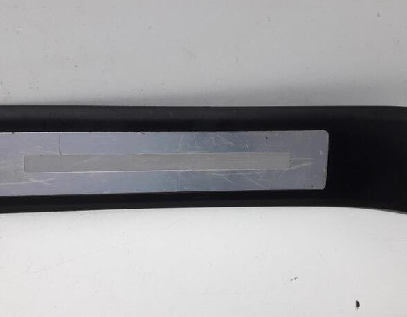 Trim Strip Bumper AUDI A4 (8EC, B7)