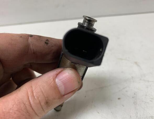 Injector Nozzle VW GOLF V (1K1)