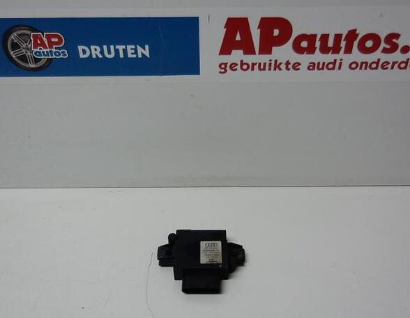 Relais für Kraftstoffpumpe Audi A4 Avant 8K, B8 4G0906093F P11820530