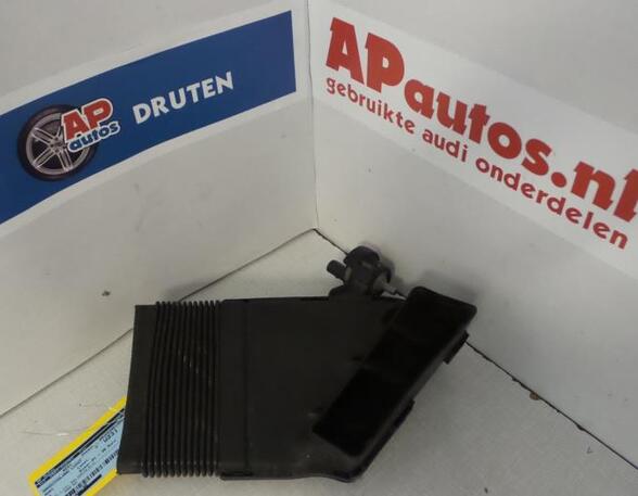 Ansaugschlauch für Luftfilter Audi A4 8E, B6 8E0129617D P5145281