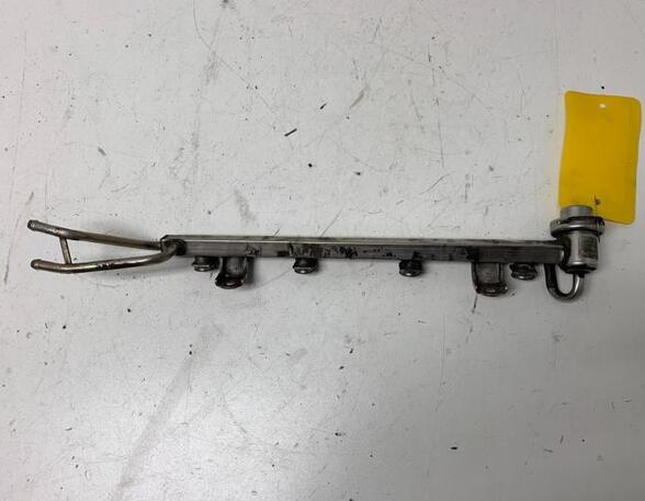 Petrol Fuel Rail AUDI TT (8N3)