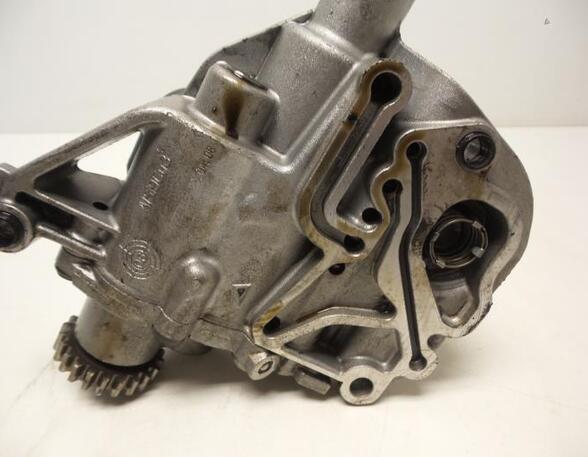 Oil Pump AUDI A4 (8K2, B8)