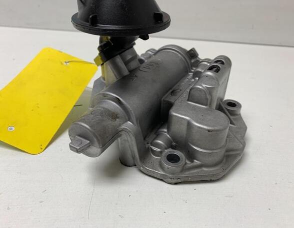 Oil Pump AUDI A5 Convertible (8F7)