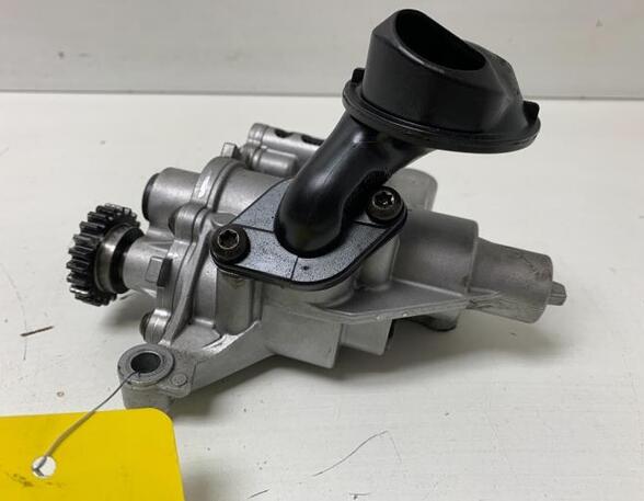 Oil Pump AUDI A5 Convertible (8F7)