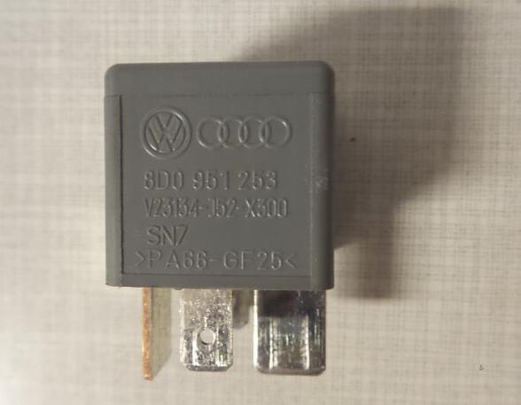 Wash Wipe Interval Relay AUDI A6 Avant (4B5, C5), AUDI ALLROAD (4BH, C5)