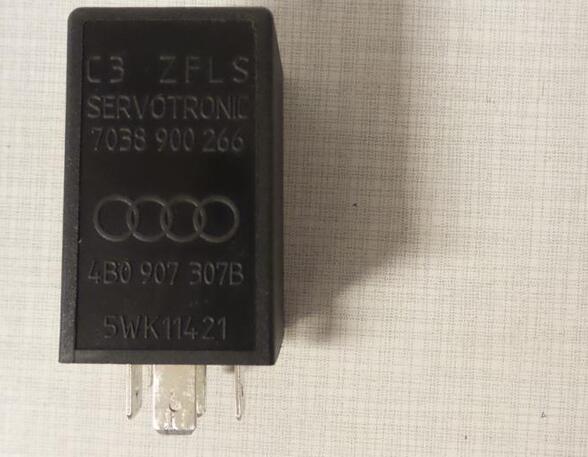 Ruitenwisserregelinterval Relais AUDI A6 Avant (4B5, C5), AUDI ALLROAD (4BH, C5)