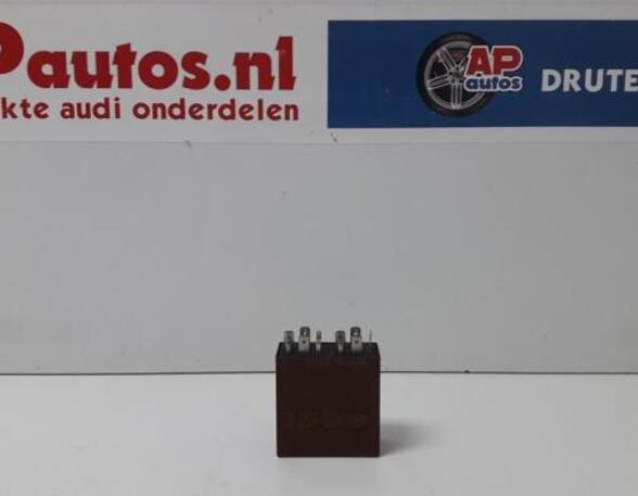 Ruitenwisserregelinterval Relais AUDI TT (8N3), AUDI A6 Avant (4B5, C5), AUDI ALLROAD (4BH, C5)