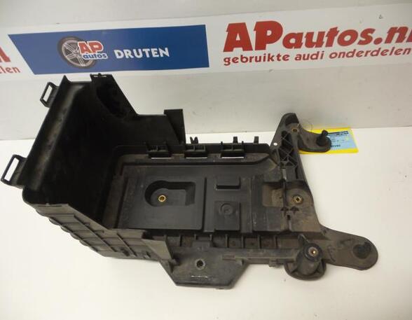 Batterieaufnahme Audi A3 Sportback 8P 1K0915333C P2909207