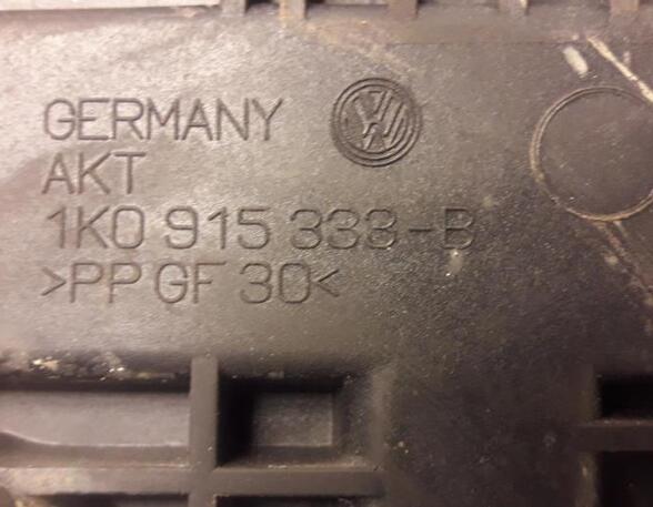 Batterieaufnahme Audi A3 8P 1K0915333B P9828586