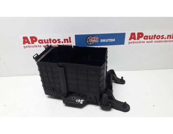 Batterijhouder AUDI A3 (8P1), AUDI A3 Sportback (8PA)