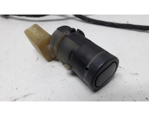 Parking assistance sensor AUDI A4 Avant (8E5, B6), AUDI A8 (4D2, 4D8), AUDI A4 B7 Convertible (8HE), AUDI A4 Avant (8ED, B7)