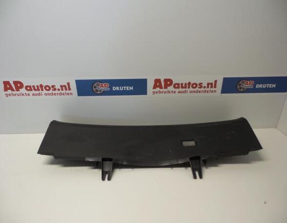 Sluitplaat AUDI A4 (8E2, B6)