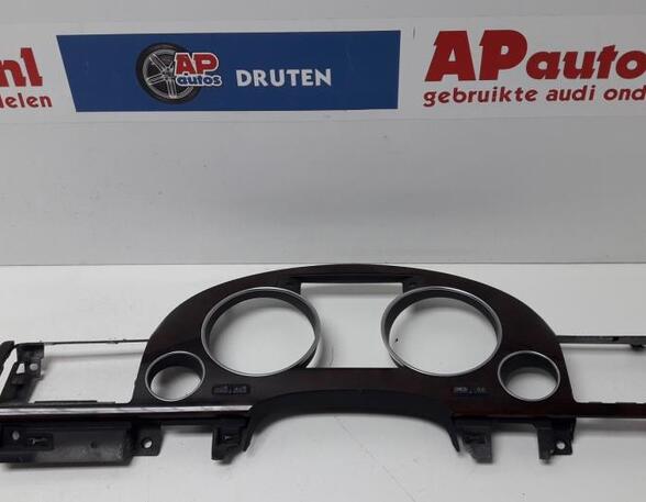 Instrument panle border AUDI A8 (4E2, 4E8)