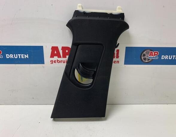 Hinge pillar AUDI A3 Sportback (8VA, 8VF)