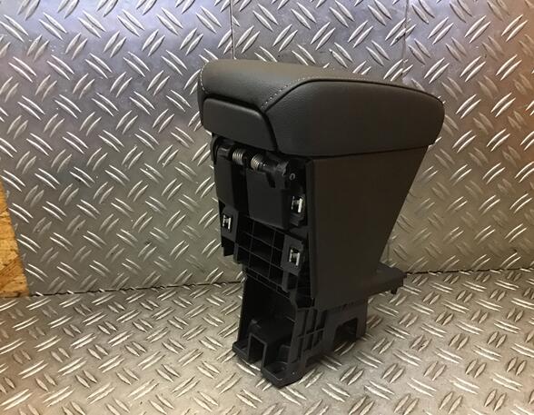 Armrest OPEL CORSA F (P2JO)