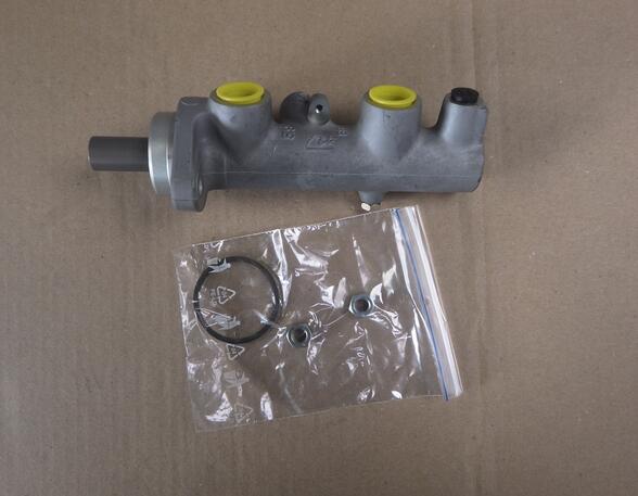 Brake Master Cylinder TOYOTA Carina E (T19), TOYOTA Carina E Stufenheck (T19)