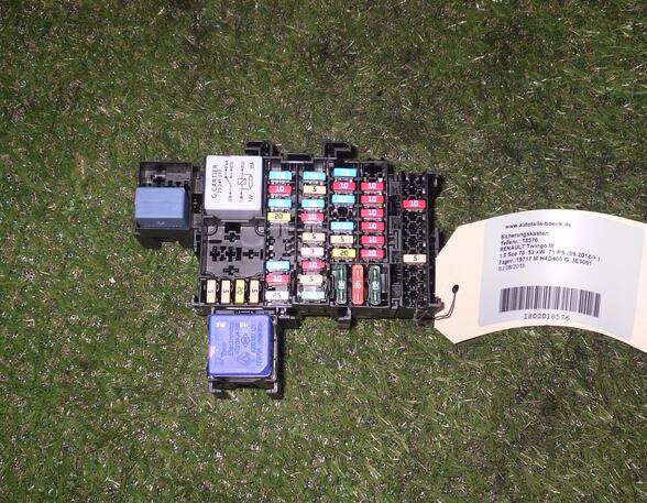 Fuse Box RENAULT Twingo III (BCM)