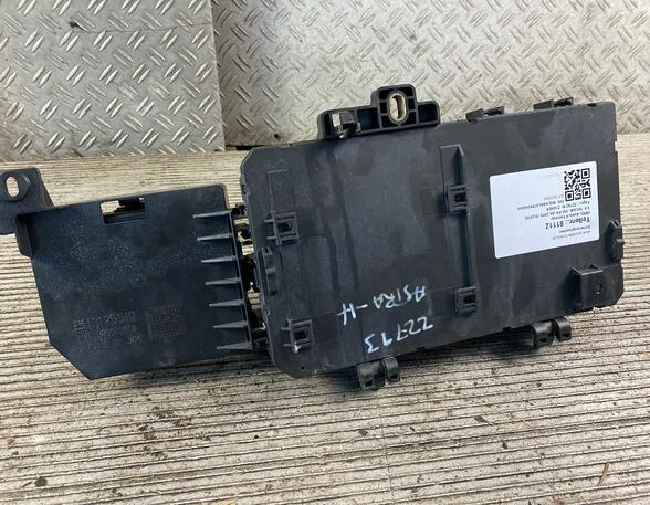 Fuse Box OPEL ASTRA H TwinTop (A04)