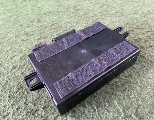 Control unit for trailer coupling AUDI A4 (8E2, B6), AUDI A4 (8EC, B7)