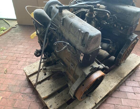 63190 Motor MERCEDES-BENZ /8 (W115) 115.923, M115